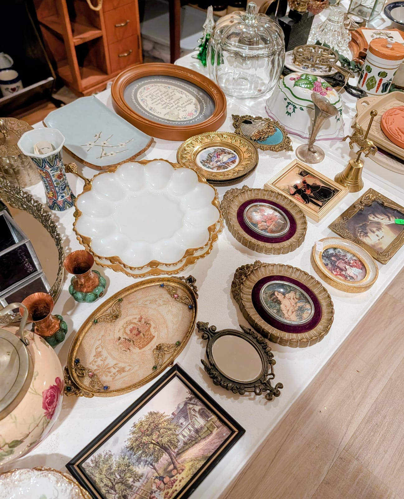 Vintage Estate + Garage Sale thumbnail 4