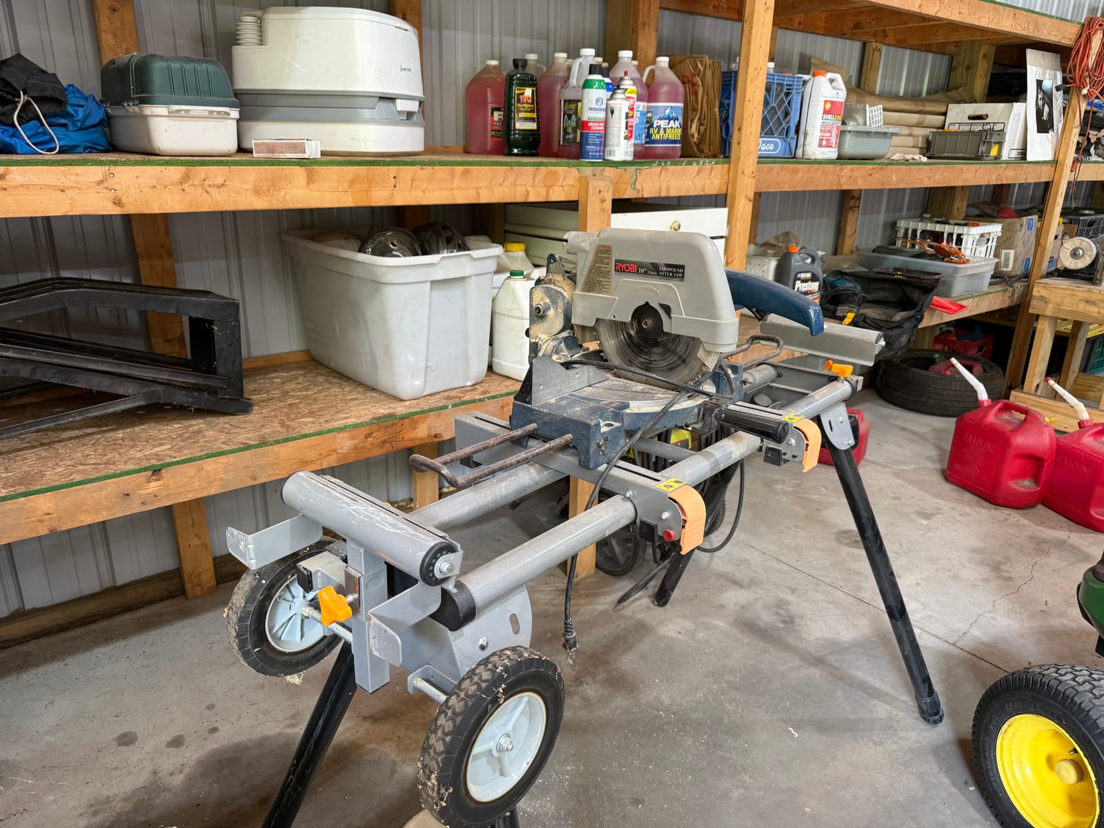HUGE MOVING SALE – GARAGE & BARN SALE!  📅 Friday, August 28 & Saturday, August 29 ⏰ 10:00 AM – 6:00 thumbnail 5