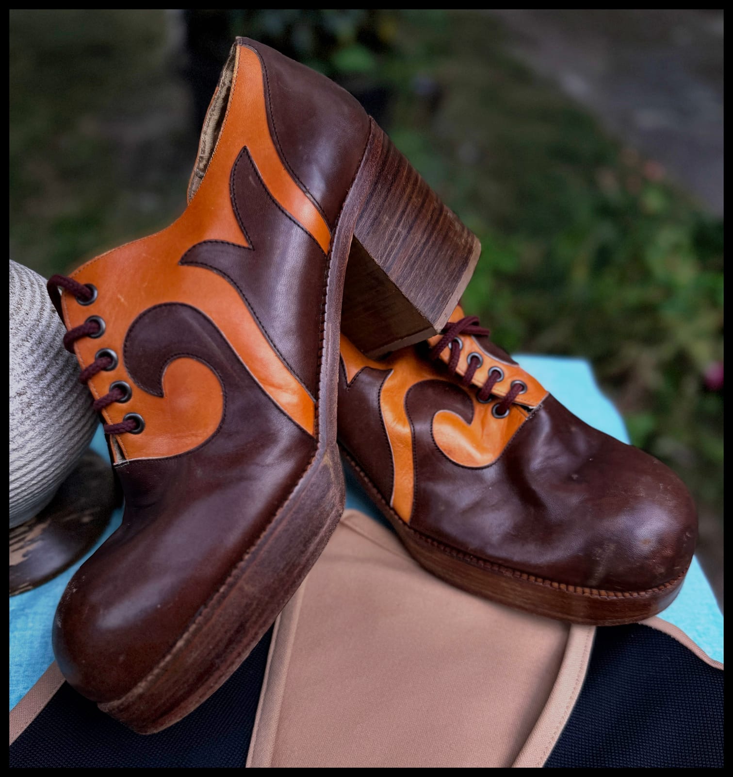 FASHIONABLE FERNDALE FAB GARAGE SALE thumbnail 3