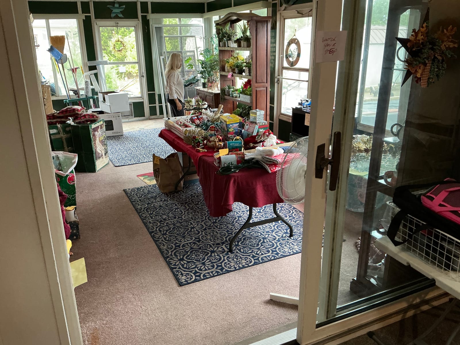 Everything must go estate sale. Comics, houseware, tools, an entire lifetime of items to sell! thumbnail 4