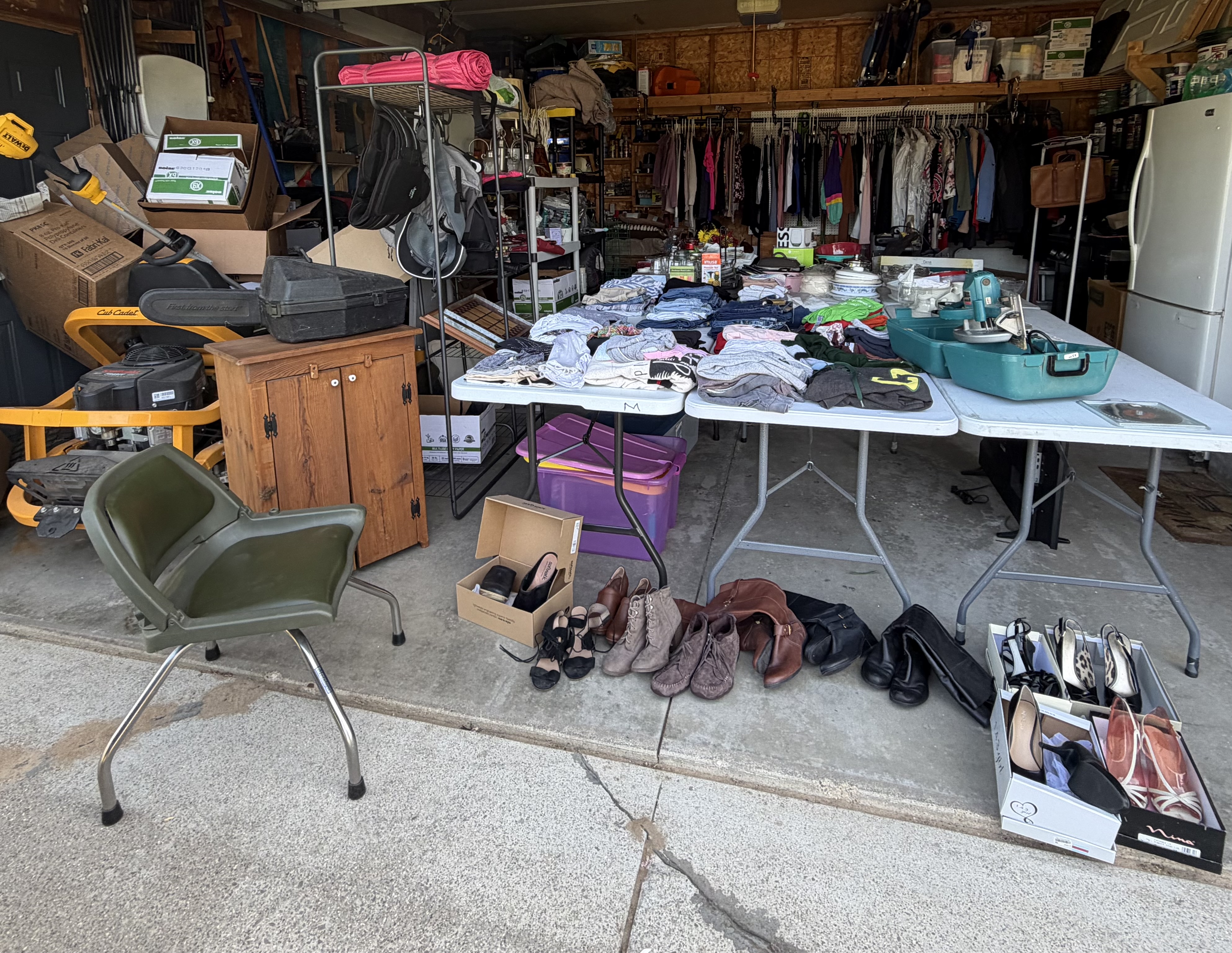 Garage Sale in Comstock Park, MI thumbnail 2