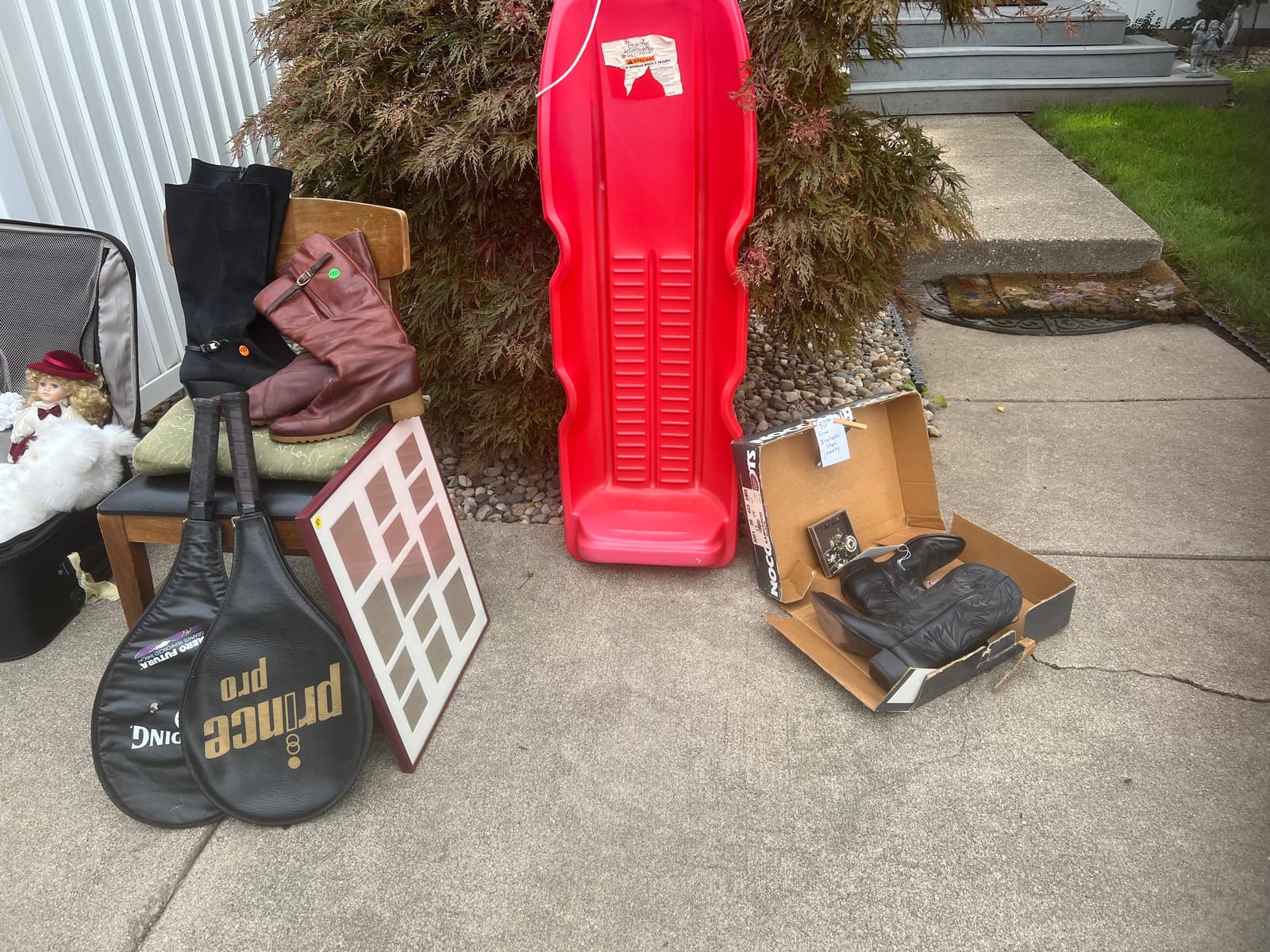 Downsizing/garage sale thumbnail 2
