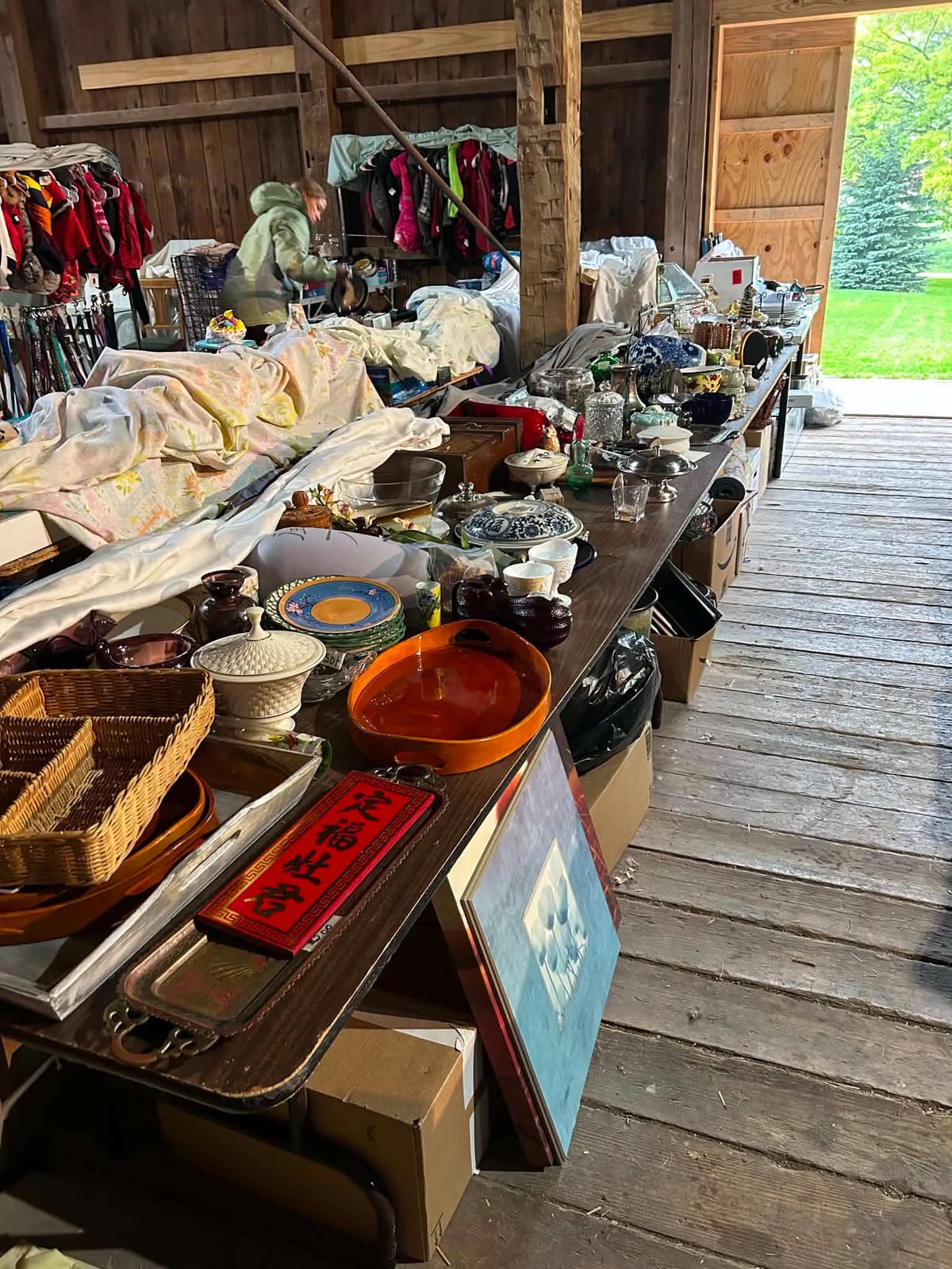 HUGE BARN SALE thumbnail 2